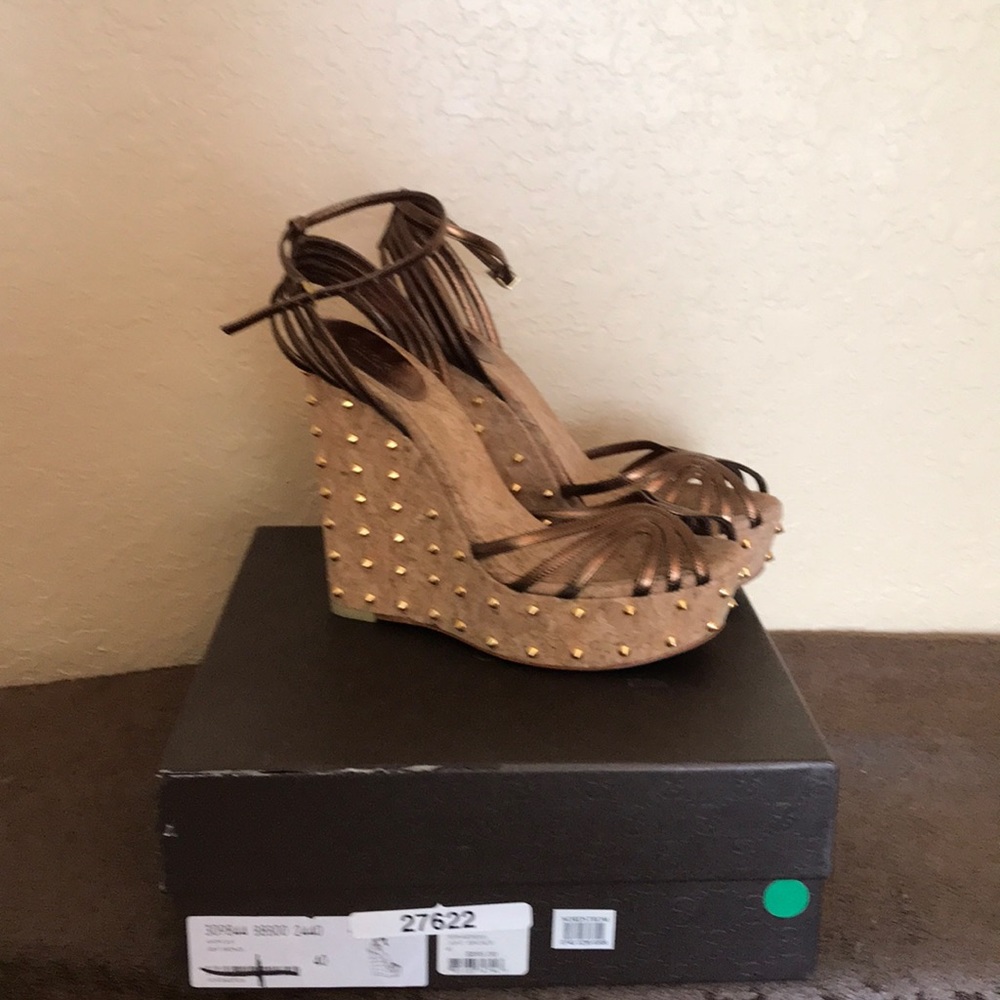 Like New worn 2x-3x - Picture 2 of 5